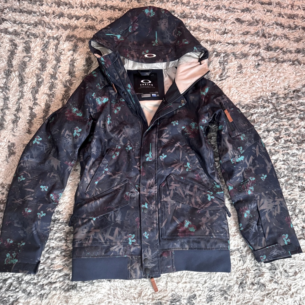 Oakley Revenge Bio Zone Insulated Ski Jacket Navy Floral Size XS